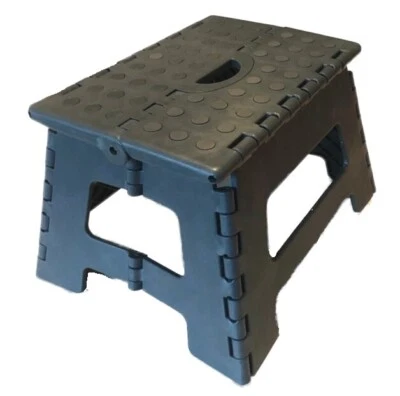 SBS Tritthocker 22 x 31 x 22 cm klappbar faltbar bis 150 kg rutschfest Tritt - Bild 1 von 4