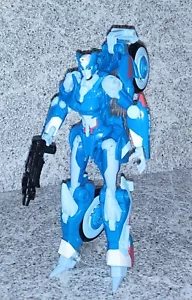Transformers Generations Thrilling 30 CHROMIA Complete Deluxe 30th Anniversary - Picture 1 of 4