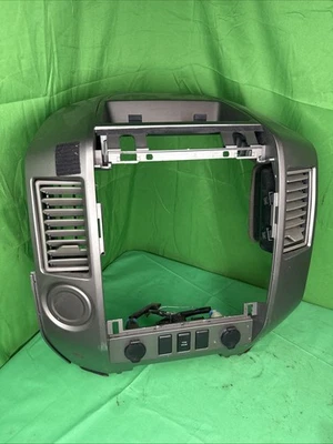Nissan Titan Armada 2004-2007 radio estéreo control de clima 4x2 bisel moldura OEM Foto 1 de 4