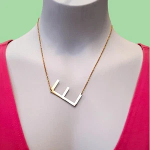18K Gold-plated Monogram Necklace - E Pendant - Picture 1 of 4