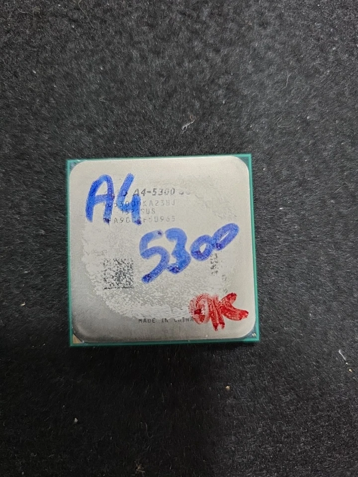 Cpu AMD A4-5300 - 3,4 GHz Dual-Core (AD5300OKA23HJ) FM2 - Immagine 1 di 1