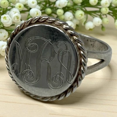 Anillo de plata esterlina con iniciales circulares con sello M R A tamaño 8,25 borde de cuerda grabado Foto 1 de 4