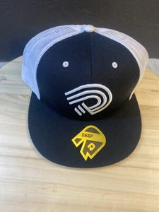 Demarini SnapBack Baseball Hat Black/white NWT - Picture 1 of 4