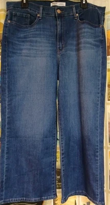 Capri Signature Levi Strauss dorado tiro medio pierna ancha para mujer talla 16 33 W Foto 1 de 4