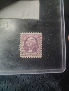 A 1932 Gorge washington purple/violet 3 cent stamp in great condition - Picture 1 of 1