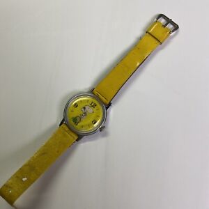 SNOOPY TENNIS THEME WIND-UP WATCH  Yellow, Ball as Seconds Hand WORKS