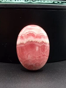 Rhodochrosit Cabochon Ortiz Mine Peru rosa Edelstein  - Bild 1 von 6