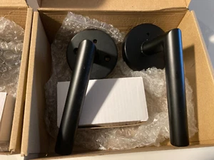 [ 2 NEW ]   Ridgecrest by SureLoc Hv102 FBL Hanover Privacy Door Lever Set Black - Bild 1 von 5