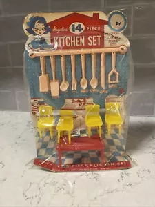 Vintage Del Rey Regaline Plastic Dollhouse 14 Piece Kitchen Set New Old Stock - Picture 1 of 7