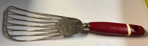 Vintage Ekco Batter Beater Red Wood Handle Retro Kitchen Utensil Whisk - Picture 1 of 4