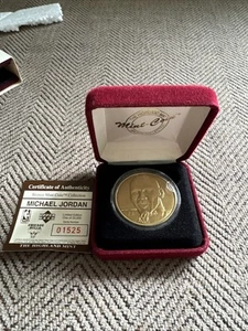 Michael Jordan 23 Highland Mint Bronze Coin Limited Edition Upper Deck w/ COA - Picture 1 of 7