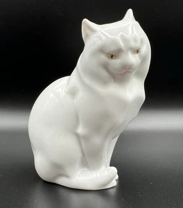 "Estatuilla de gato sentado blanco de porcelana Herend 5"" pintada a mano ojos verdes Hungría" - Imagen 1 de 10