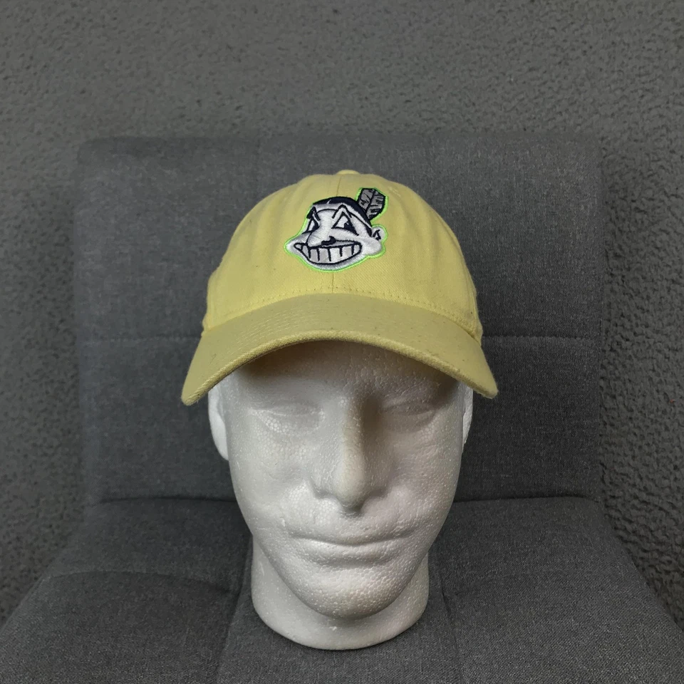 Gorra ajustada de los Indios de Cleveland amarilla verde MLB jefe de béisbol Wahoo Foto 1 de 4