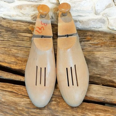 Estiradores de zapatos/botas de madera vintage árboles de zapatos talla 9C Foto 1 de 4