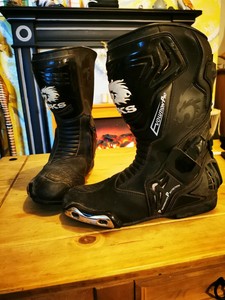 bks motorcycle boots