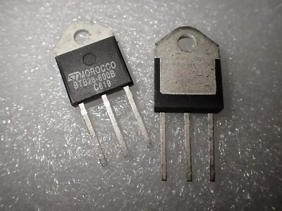 STMicroelectronics BTB26-600B 3-PIN TRIAC UK STOCK - Image 1 of 4