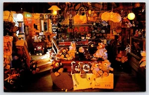 Cleveland-Dahlonega~Interior de tienda hueca de pelaje Moody~Obras de arte de los Apalaches 1984 - Imagen 1 de 2