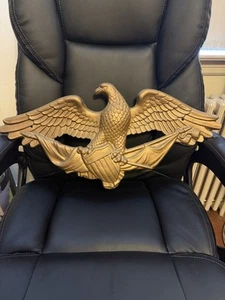 Gold Gilt Eagle Vintage Sculptural American Bald Eagle Wall Hanging Plaster/clay - Picture 1 of 2