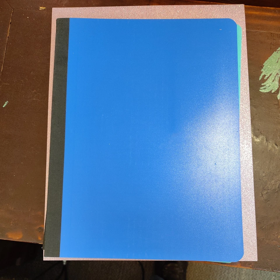 Libro de composición de polietileno (80 hojas) (con reglas anchas) Foto 1 de 1