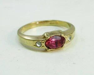 Vintage Avon Gold Tone October Birthstone Ring Oval Pink Stone Faux Tourmaline - Picture 1 of 5