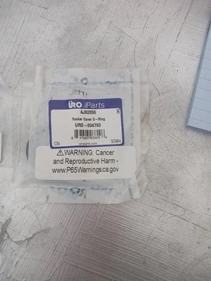 Lote de 2 piezas uro AH82856 cubierta basculante junta tórica URO-004793. Envío Gratis EE. UU. NUEVO Foto 1 de 4