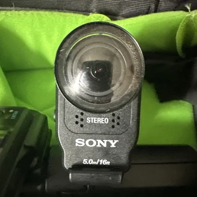 Sony HDR-AS200V HD Action Cam Bundle Mint ~ Condition FREE SHIPPING - Image 1 of 4
