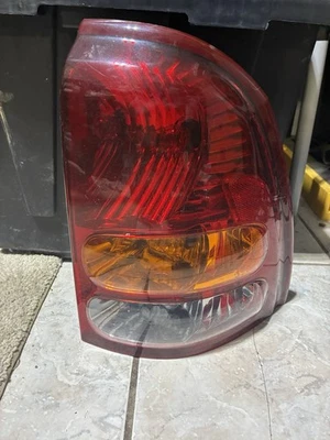 Oldsmobile Bravada 2002 2003 2004 pasajero lado derecho conjunto de luces traseras Foto 1 de 3