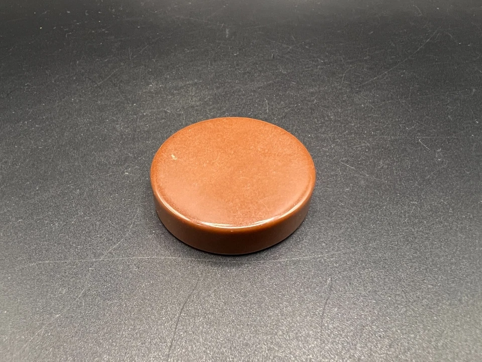 Piezas de repuesto de backgammon marrón crema se venden individualmente 1 3/8 x 5/16 Foto 1 de 1