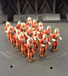Hasbro Star Wars 1:72 Micro Machine Soldier Figure Rebel X-Wing Pilot A 15pcs - Picture 1 of 2