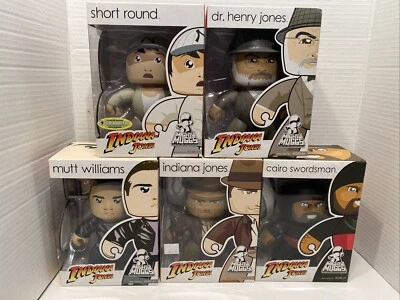 Lote de canecas poderosas Indiana Jones. Hasbro 2008. 5 bonecos NOVOS na CAIXA (PM1) - Imagem 1 de 4