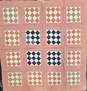 BELLISSIMA TRAPUNTA ANTICA/VINTAGE TRAPUNTATA A MANO PATCHWORK CUTTER DBL ROSA, BLU ECC - Foto 1 di 19