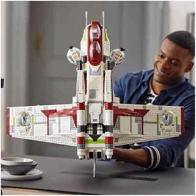 Lego 75309 LEGO Star Wars: Republic Gunship UCS Set para Adultos Foto 1 de 4