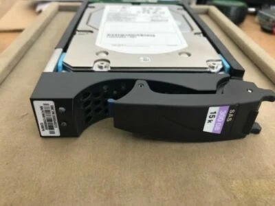 ST3300657SS EMC 300GB 15K.7 3.5" 6G SAS HDD P/N: 005049273 118032654-a01   - Image 1 of 2