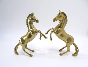 2 Vintage Messing Pferde Aufzucht 8,5" groß Figuren Ornamente Hengst - Bild 1 von 6