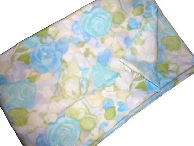 VINTAGE CANNON ROYAL FAMILY WATERCOLOR ROSE BLUE FLORAL FULL FLAT SHEET 80x94 - Image 1 of 4