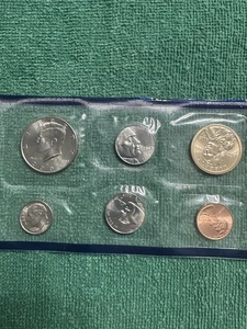 2005 P postfrischer Satz - Bild 1 von 2