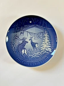 Christmas Plate Bing Grondahl Copenhagen Porcelain ~Christmas in the Woods ~1980 - Picture 1 of 5