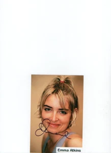AUTOGRAPH OF EMMMA ATKINS FROM EMMERDALE PHOTOGRAPH - Picture 1 of 1