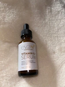 Eva Naturals Vitamin C Face Serum with Hyaluronic Acid - anti Aging Serum  - Bild 1 von 1