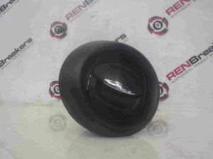 Renault Clio MK4 2013-2019 Drivers OSF Front Heater Vent Plain Black 687601310r - Picture 1 of 2