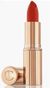 CHARLOTTE TILBURY K.I.S.S.I.N.G CAÍDA DEL LÁPIZ LABIAL ÁRBOL AMOR MORDIDA NUEVO EN CAJA - Imagen 1 de 3
