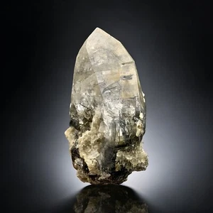 Amazing Natural Black Rutile quartz point - Picture 1 of 11