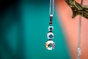 Vintage Sterling Silver Crystal Glass Necklace/Pendant 2.74g - Picture 1 of 7