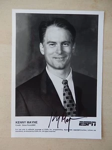 Fotografía autografiada de Kenny Mayne de 5" X 7" - Imagen 1 de 2