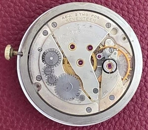 Vintage Movado Caliber 365 17-Jewel Watch Movement & Dial Free Shipping - Picture 1 of 2