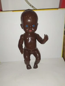 Alte Kunststoff-Puppe-dunkel-große Puppenstube-um 1950-60 - Bild 1 von 2