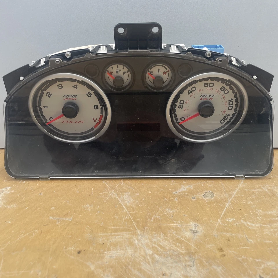 Cuadro de instrumentos velocímetro Ford Focus 2009 panel de instrumentos indicadores 175 millas Foto 1 de 4