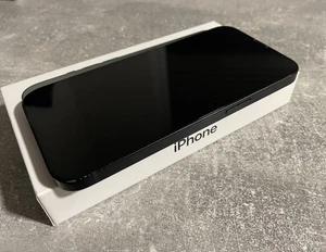 Apple iPhone 13 - 128GB - Mitternacht (Ohne Simlock) - Bild 1 von 9
