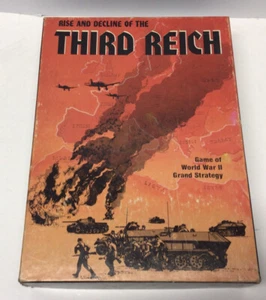 Avalon Hill WWII Gamer's Guide to Third Reich VG+ - Picture 1 of 8