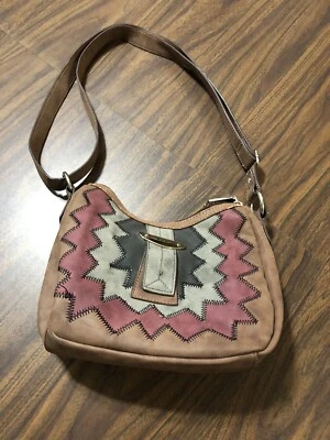 Kensie Mujer Cartera Gris Bandolera Azteca Retazos Chevron Cartera Foto 1 de 4